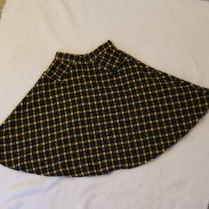 Voodoo Vixen skirt size small